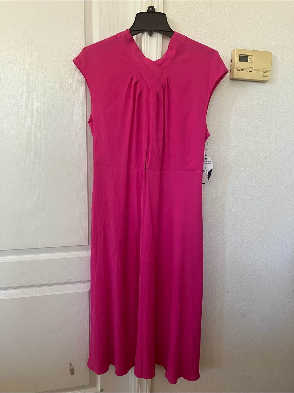 New Scoop Twist Neck Cut Out Magenta Pink Cap Sleeve Back Tie Midi Dress Size L
